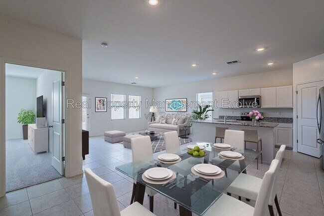 Photo - 6512 W Magdalena Ln