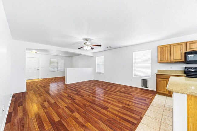 Photo - 2899 W White Canyon Rd