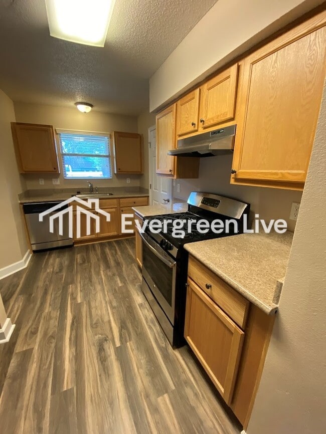 Photo - 65 Assana Ct