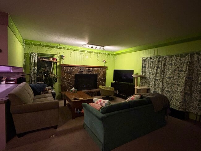 Photo - 1733 Phillips St