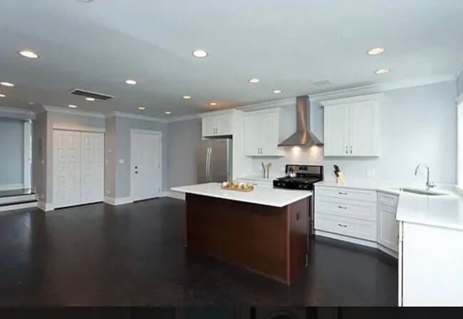 Photo - 3380 N Milwaukee Ave Unit 2A