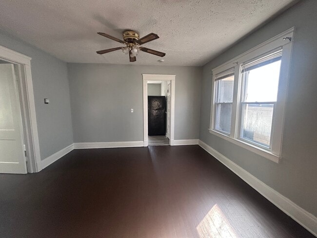 Photo - 13414 Ferris Ave Unit Down