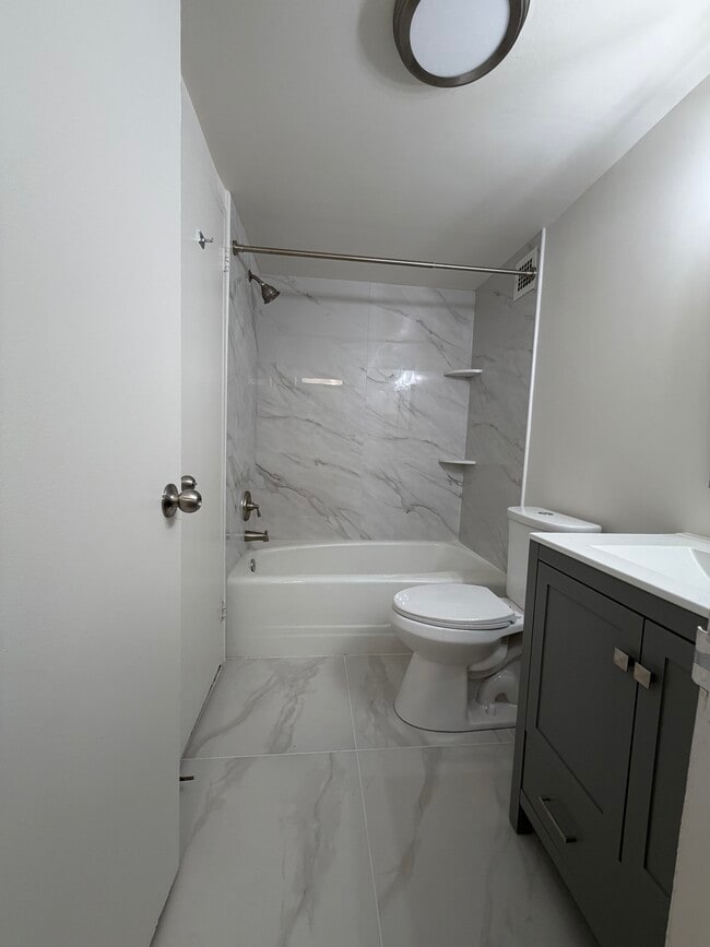 Photo - 5500 Friendship Blvd Unit 825N
