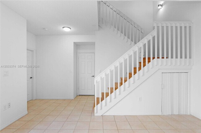 Photo - 1521 Seagrape Way