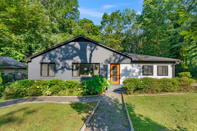 Photo - 2874 Grand Ave SW