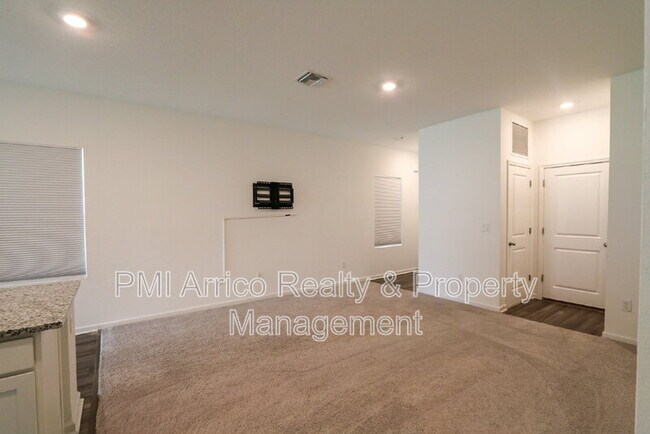 Photo - 35552 Shade Fern Ln