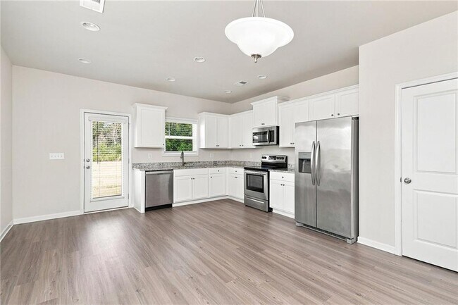 212 Venture Dr