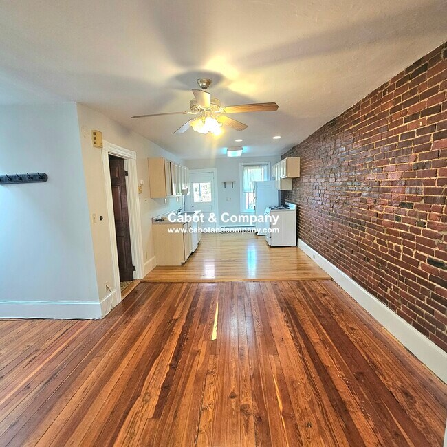 Photo - 2 Mead St Unit 3A