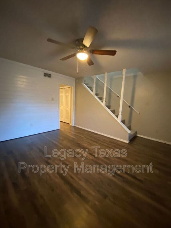 Photo - 1604 Sun Valley Dr