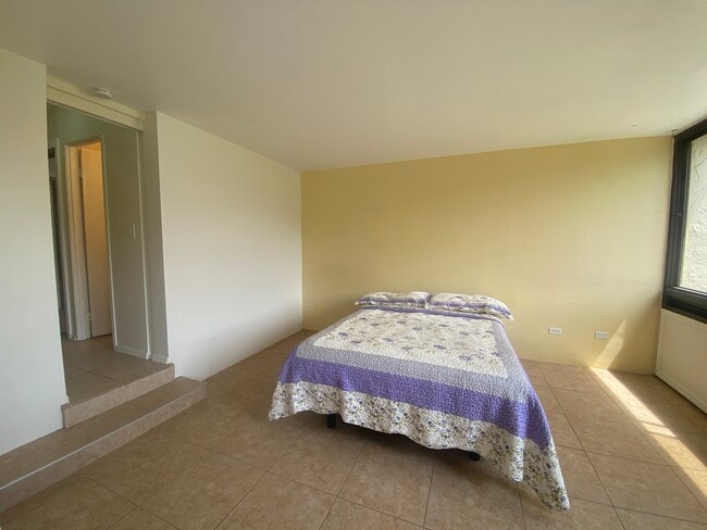 1st Bedroom-1 - 531 Hahaione St Unit 10D