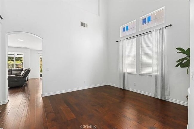 Photo - 14450 Laurel Ln
