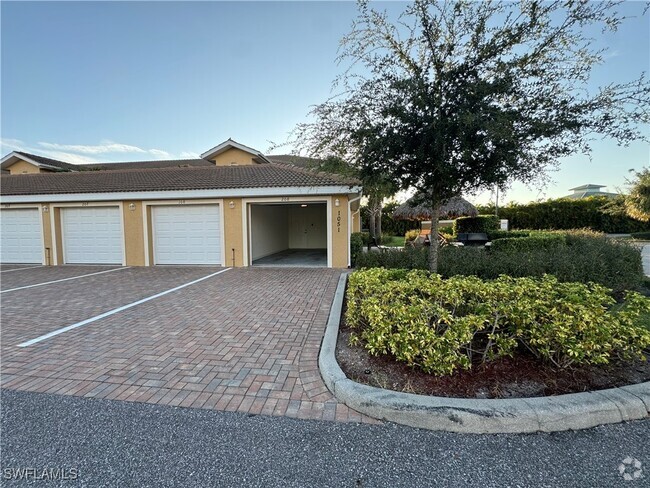 Building Photo - 1051 Winding Pines Circle Rental