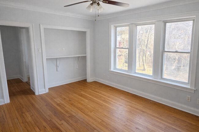 Photo - 1635 W Morse Ave