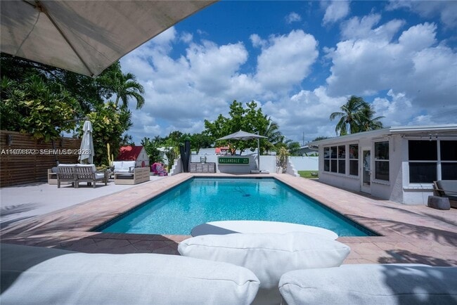 Photo - 31 SW 6th St