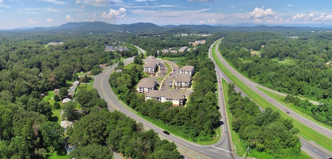 Building Photo - 5th Street Place