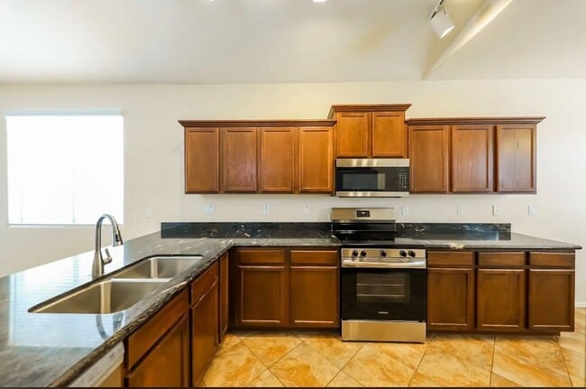 Photo - 10236 W Hilton Ave