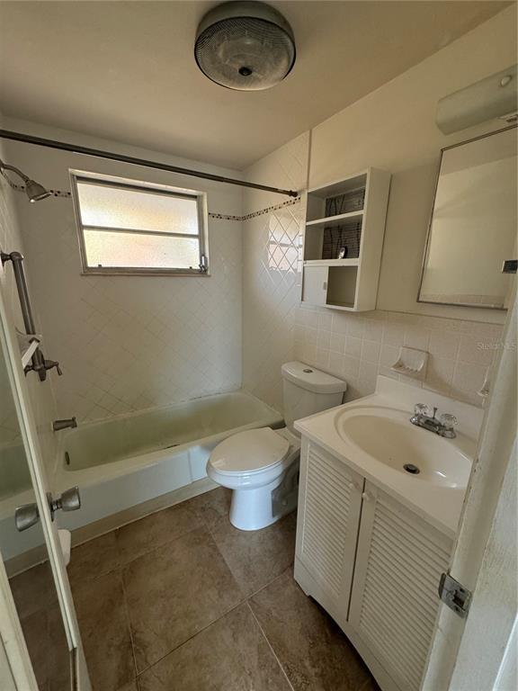 Photo - 40 W Cowles St