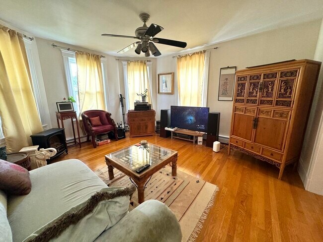Building Photo - 24 Madison Ave Unit 3