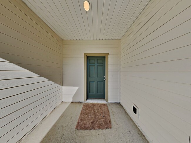 Photo - 144 Great Star Ct