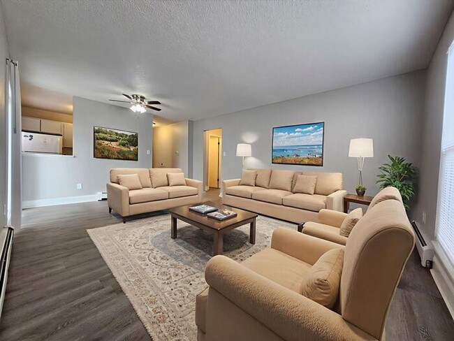 Building Photo - Kick off your new lease stress-free—first month’s rent waived! |All utilities Included!