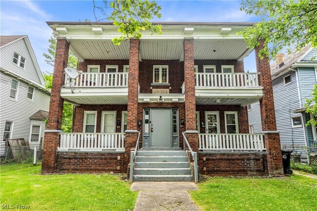 Photo - 2133 W 98th St Apartment Unit 4