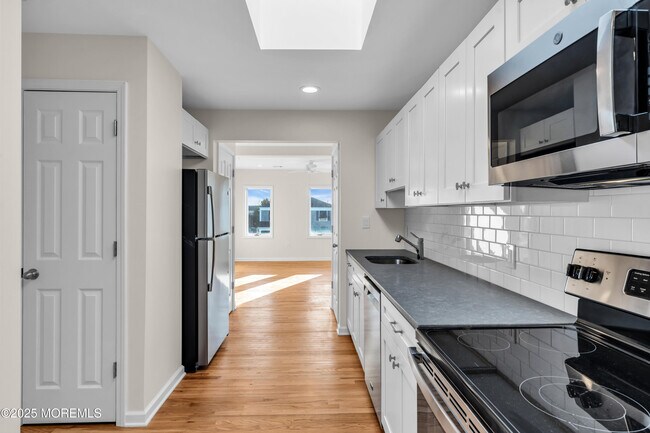 Photo - 525 Washington Blvd Unit A