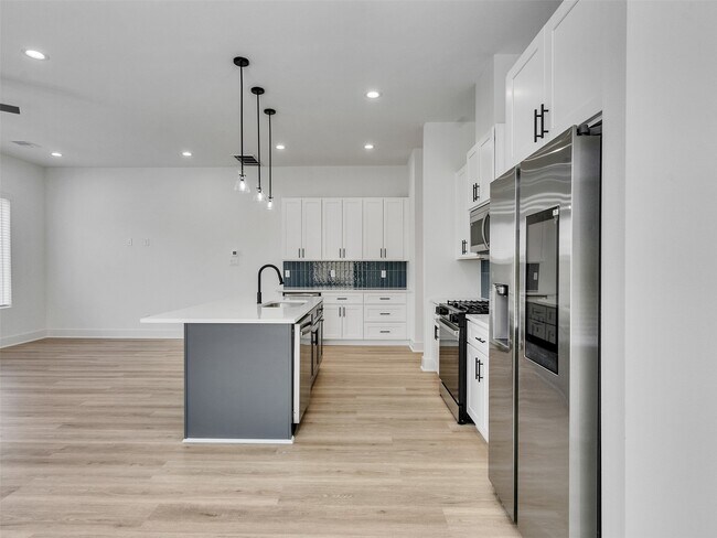 Photo - 4917 Randon Rd