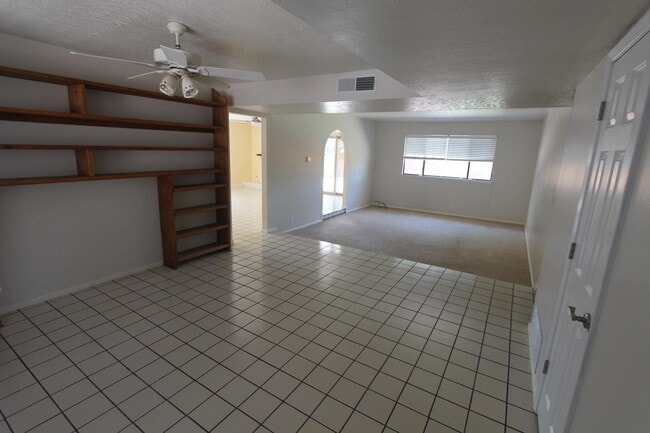 Photo - 7721 White St NE