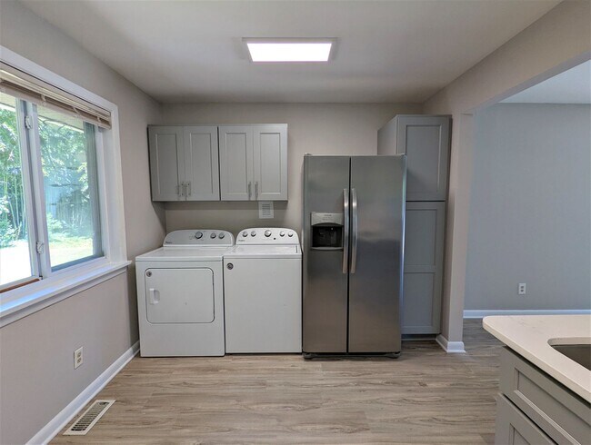 3906 Lexington Dr Unidad C