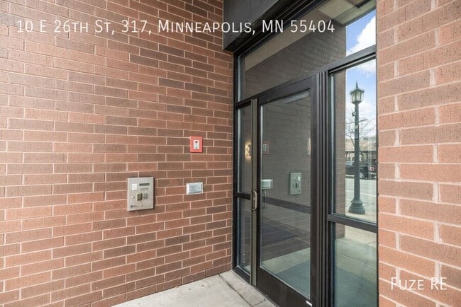 Photo - 10 E 26th St