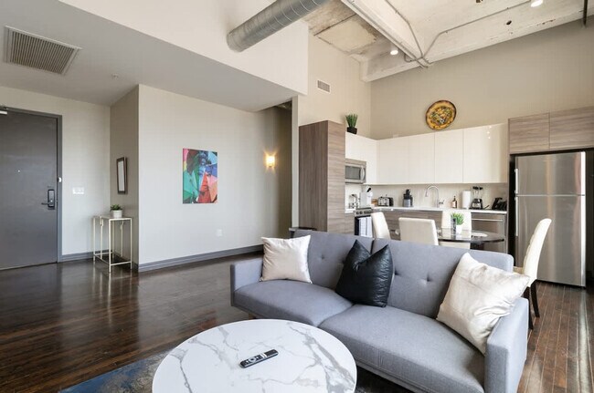 Photo - 500 S Ervay St Unidad ID1297770P