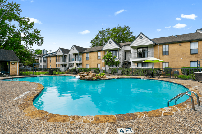 Photo - Elm Creek Apartments