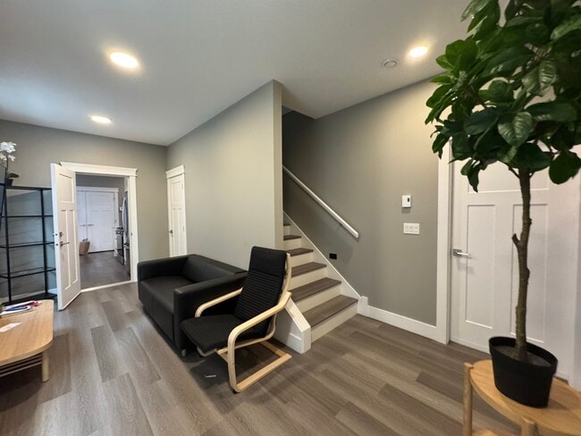 Photo - 641 Lambert Ave Unit 2