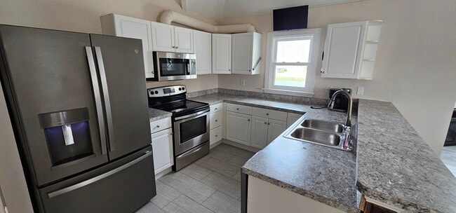 Kitchen - 5315 Captains Way