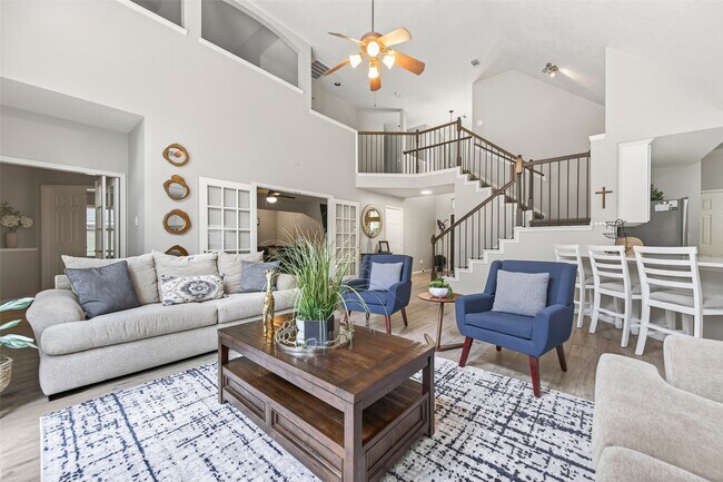 Photo - 155 E Concord Valley Cir