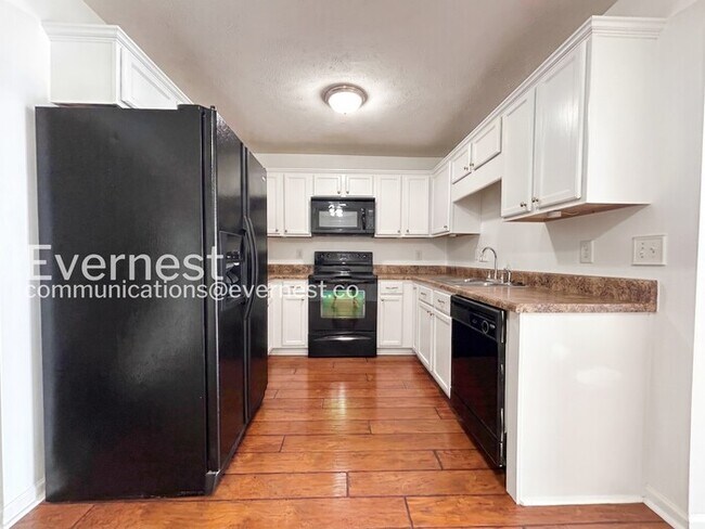 Photo - 3-Bed/3-Bath Townhome/Available Now!