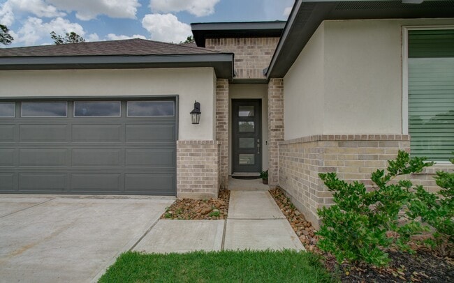 Photo - 10011 Angelina Wds Ln