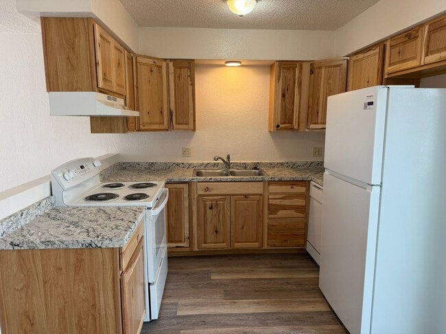 Photo - 460 Topaz Dr Unit C