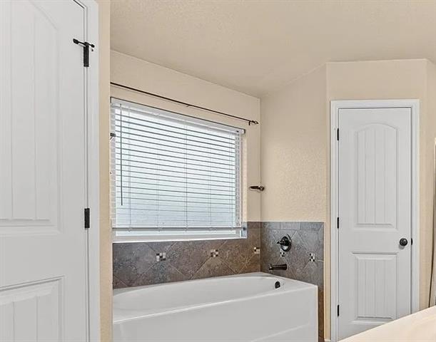 Photo - 205 E Little Dipper Dr