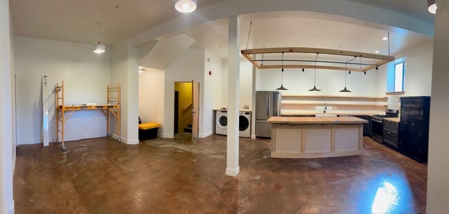 Photo - 8 Main St Unidad 8 Main St - B