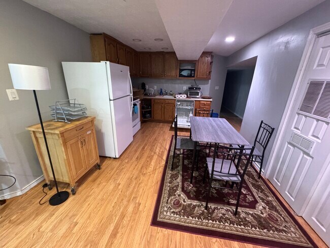 Photo - 1100 Irving St NW Apartments Unit B