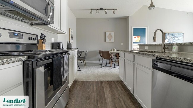 Photo - 4664 Kenny Rd Unidad 304K1047.1410048