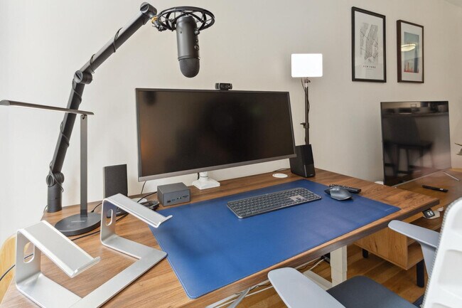 Photo - 120 W 21st St Unit FL6-ID337565P