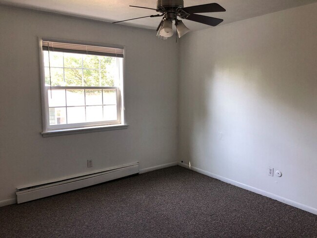 Photo - 1201 Greenwood - 2 Blocks from WMU Campus! Unit 304