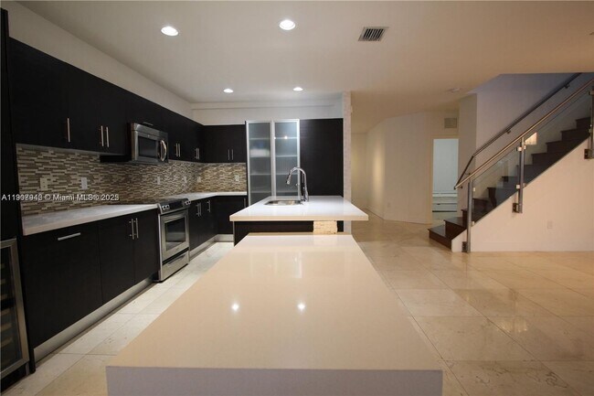 Photo - 10564 NW 70th Ln