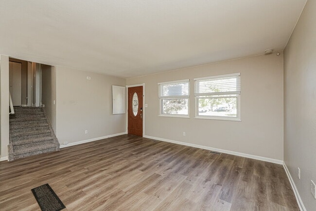 Photo - 4945 Manzana Dr