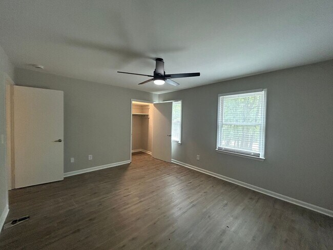 542 Greentree Terrace