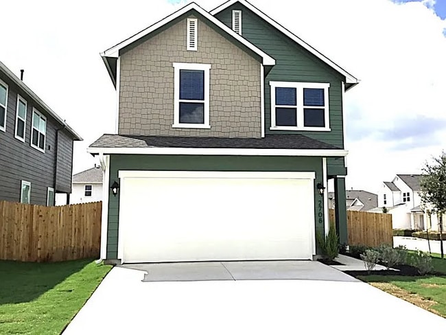 Building Photo - 2708 Geronimo Creek Rental