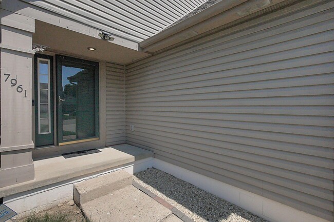 Photo - 7961 Pinehill Rd