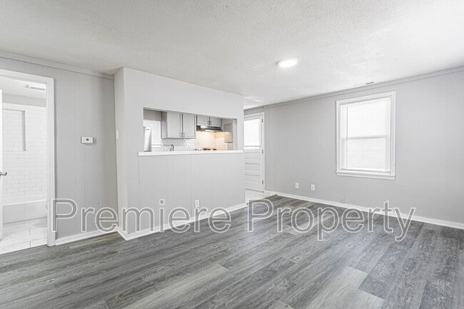 Photo - 816 S Woodland Ave